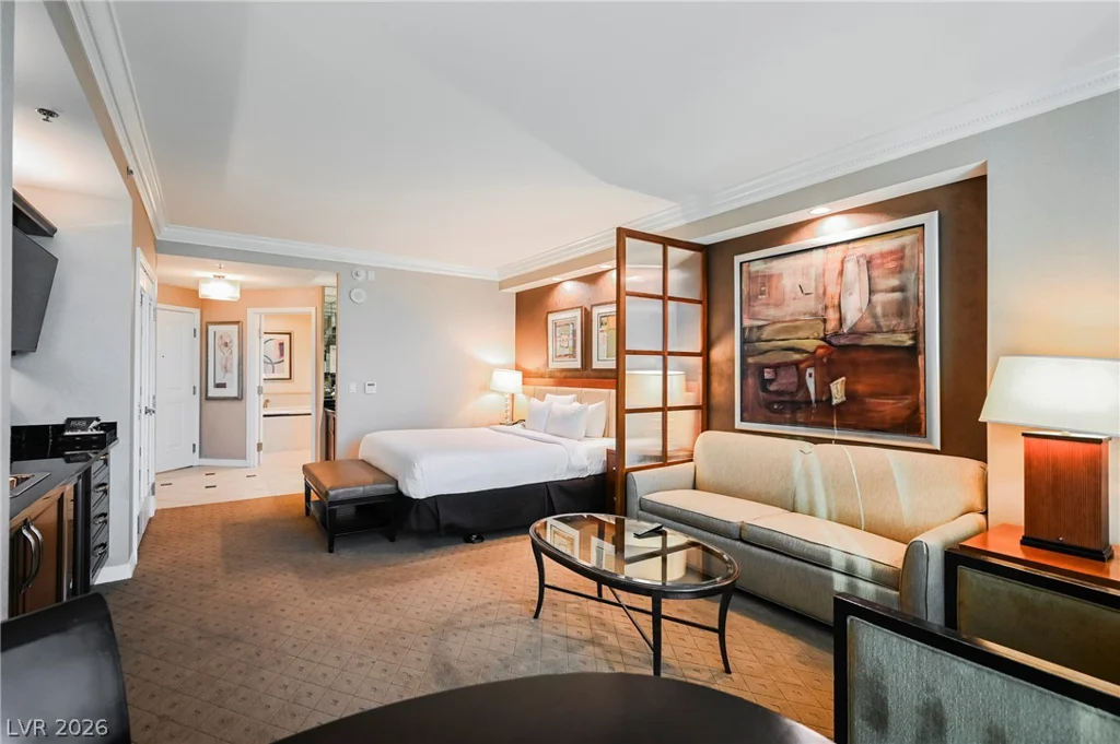 135 Harmon, Las Vegas, NV 89109