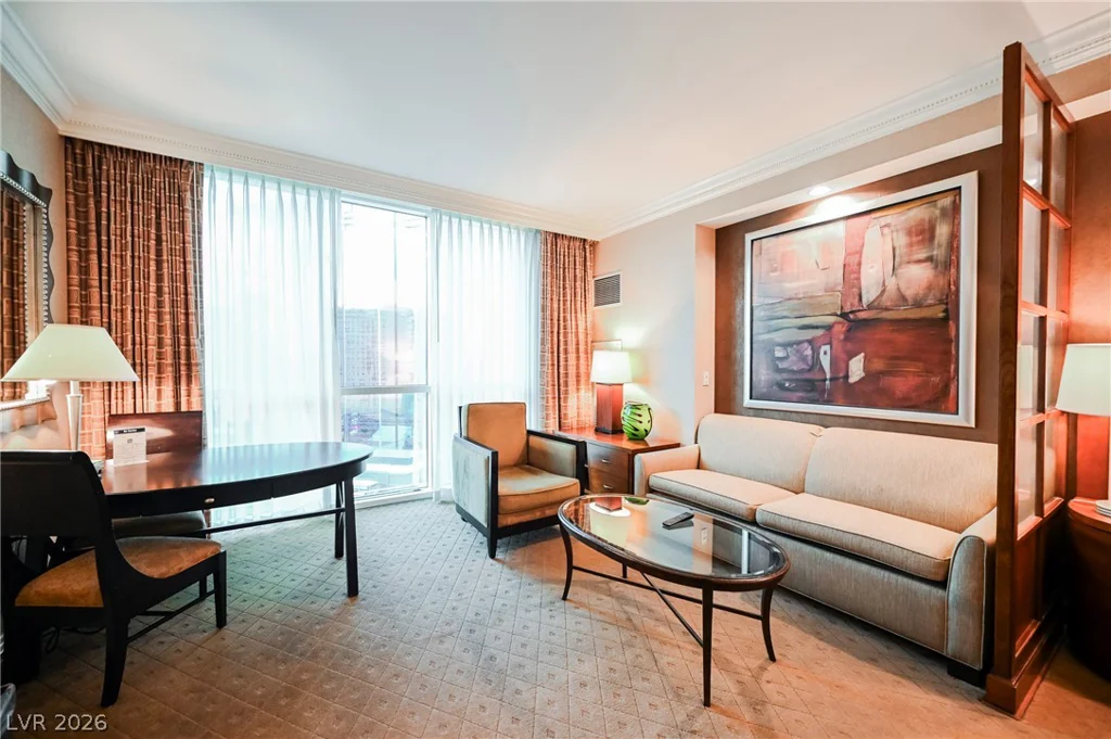135 Harmon, Las Vegas, NV 89109