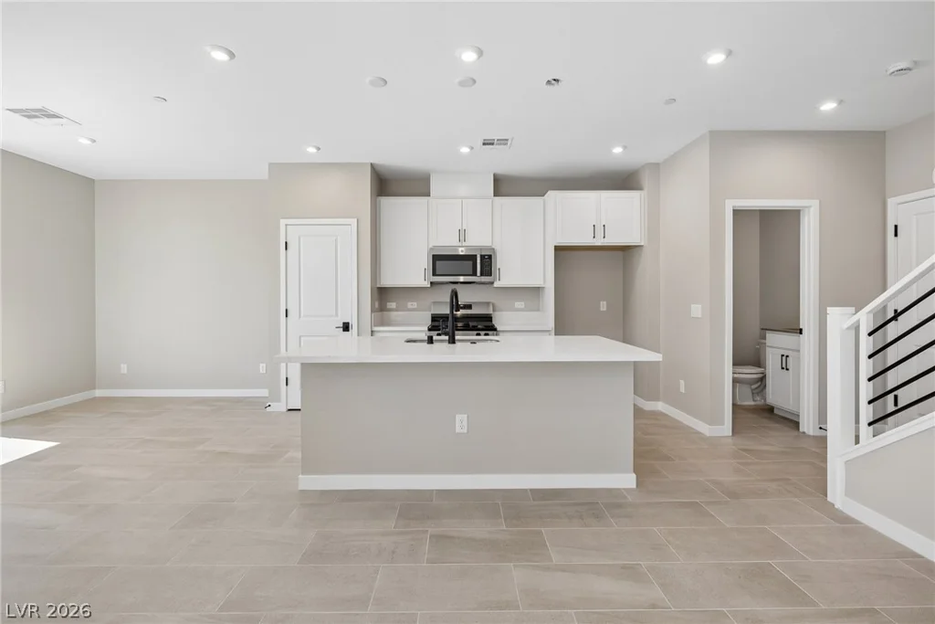 9227 Salas, Las Vegas, NV 89166