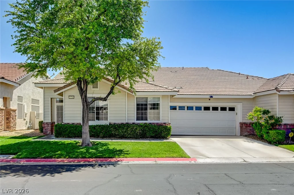 1728 Pacific Castle, Las Vegas, NV 89144