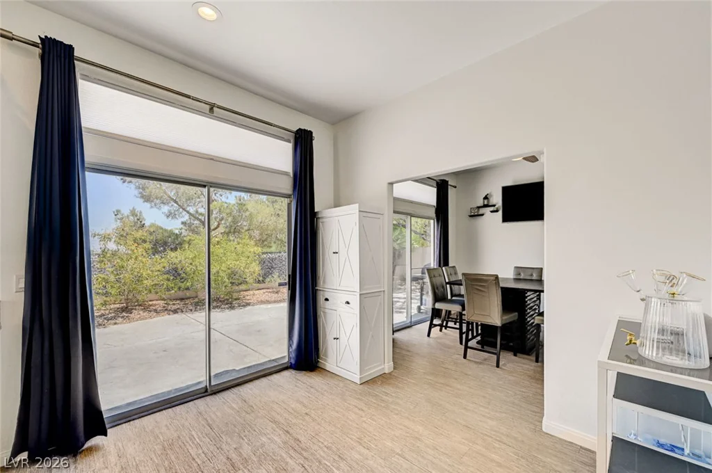 1728 Pacific Castle, Las Vegas, NV 89144