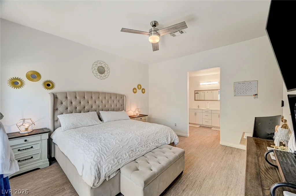 1728 Pacific Castle, Las Vegas, NV 89144