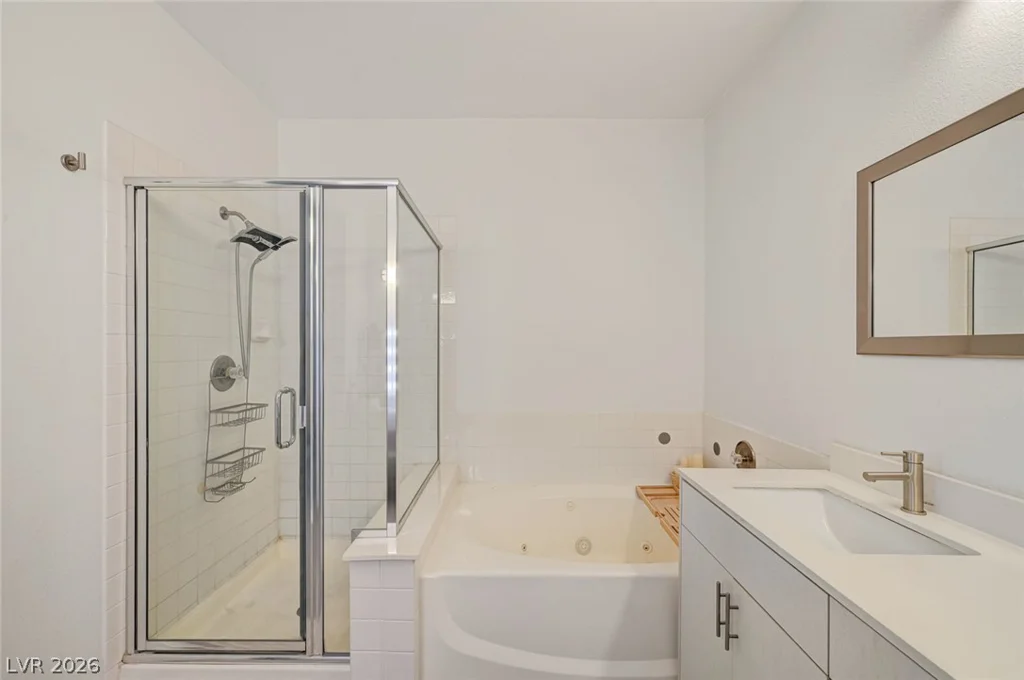 1728 Pacific Castle, Las Vegas, NV 89144