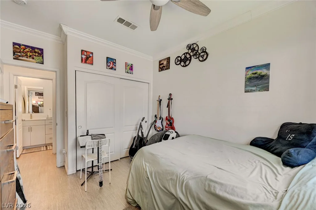 1728 Pacific Castle, Las Vegas, NV 89144