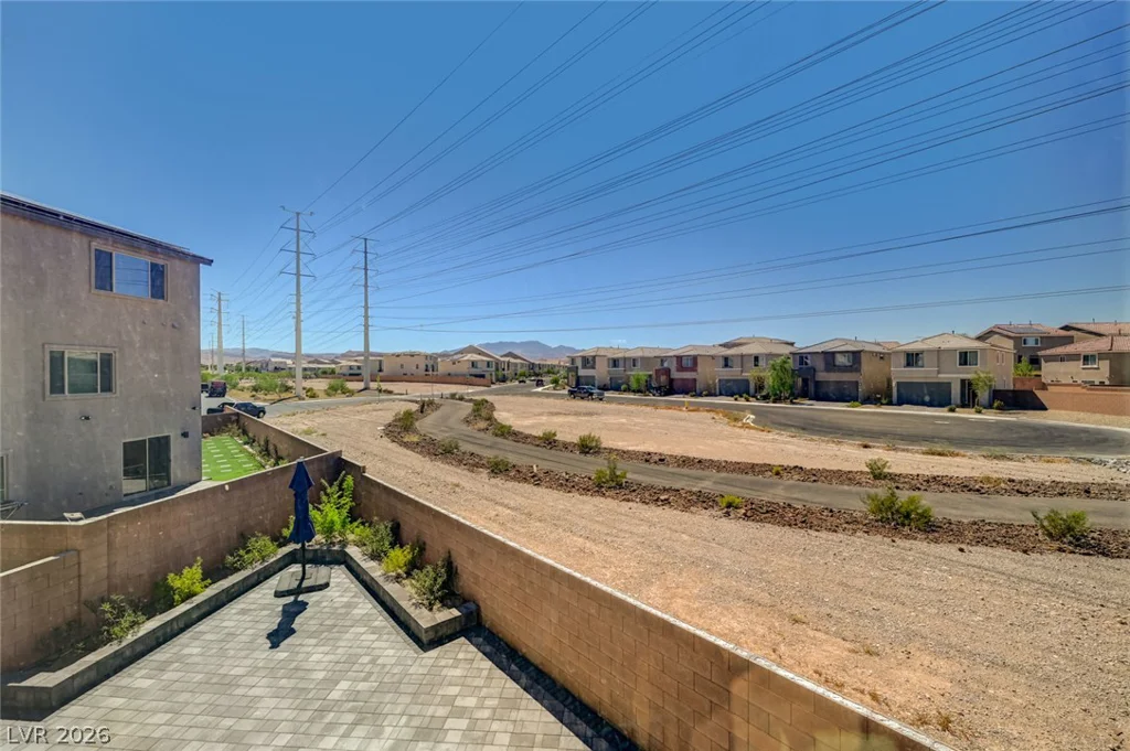 10229 Bloom Quick, Las Vegas, NV 89141