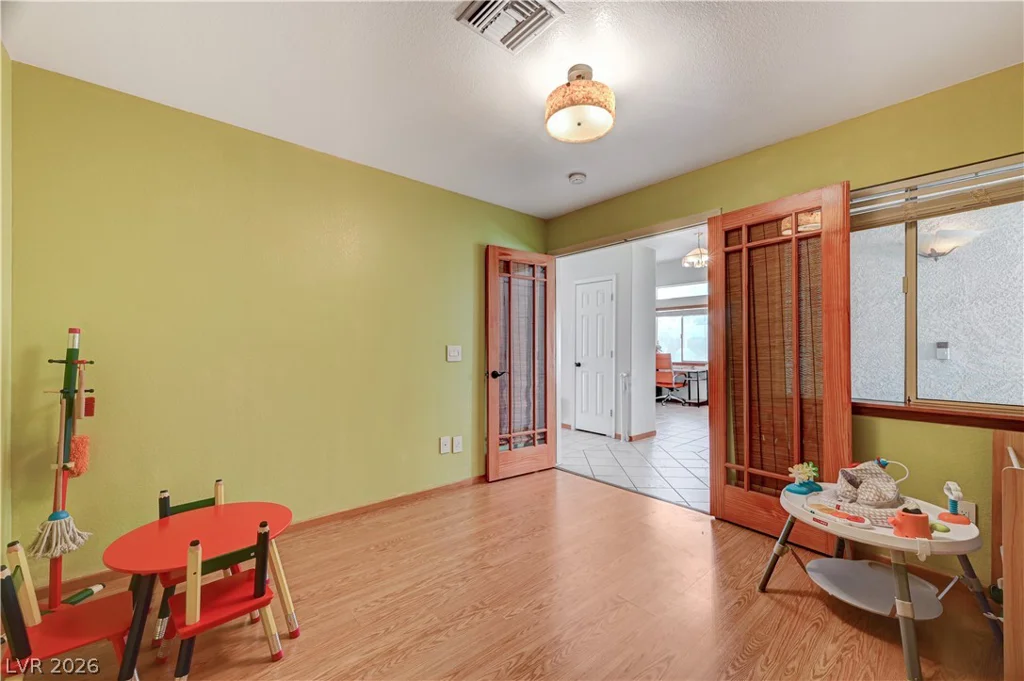 5225 Clinging Vine, North Las Vegas, NV 89031