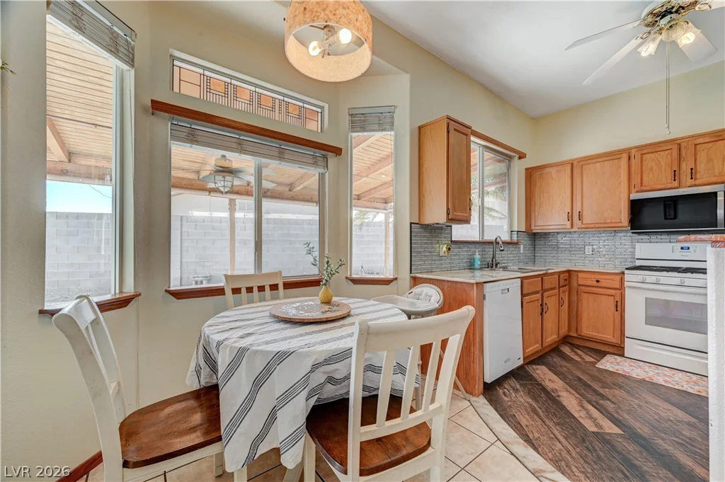5225 Clinging Vine, North Las Vegas, NV 89031
