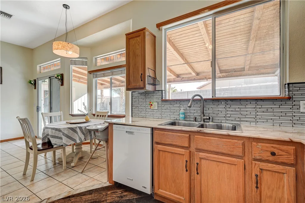 5225 Clinging Vine, North Las Vegas, NV 89031