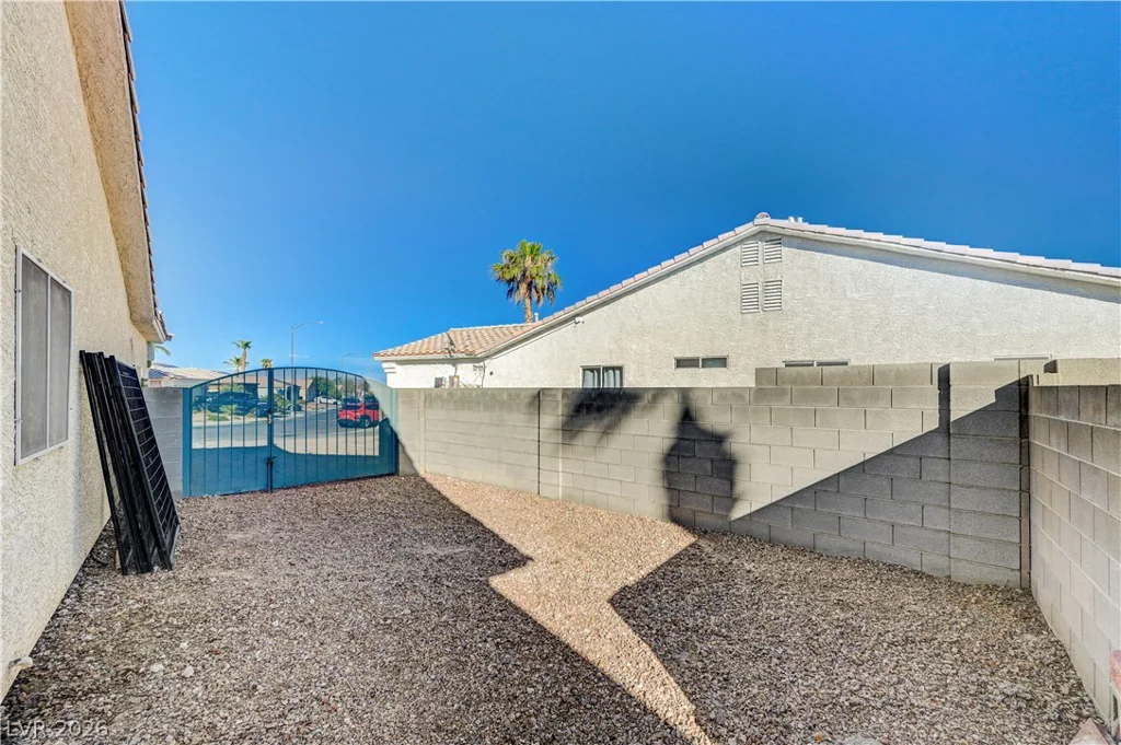 5225 Clinging Vine, North Las Vegas, NV 89031
