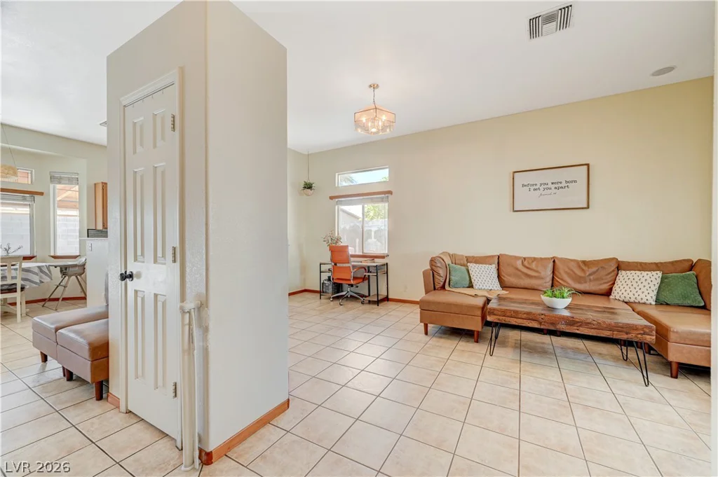 5225 Clinging Vine, North Las Vegas, NV 89031