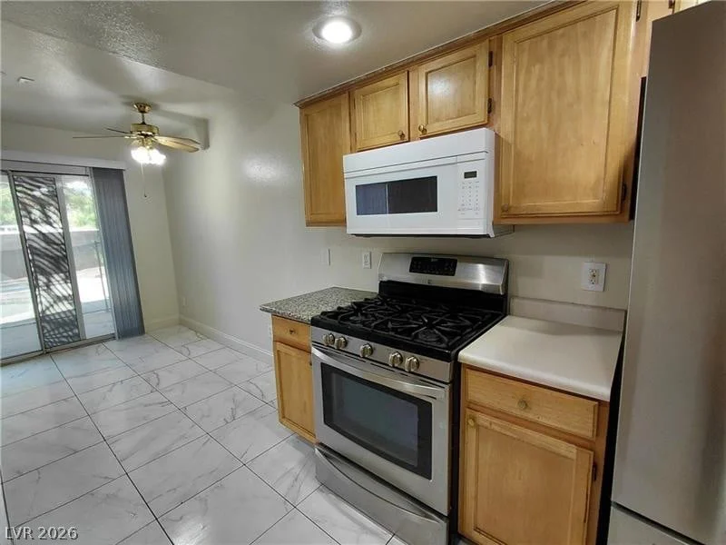 9617 Pine River, Las Vegas, NV 89123