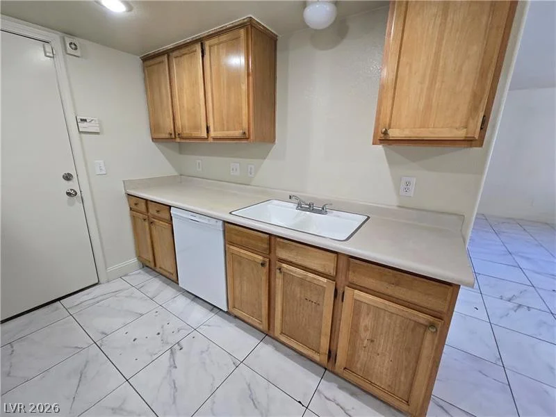 9617 Pine River, Las Vegas, NV 89123