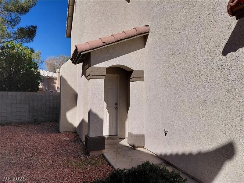 9617 Pine River, Las Vegas, NV 89123