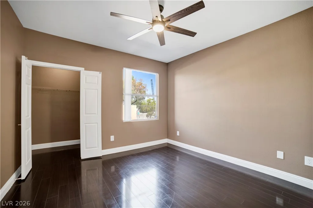 8000 Badura, Las Vegas, NV 89113