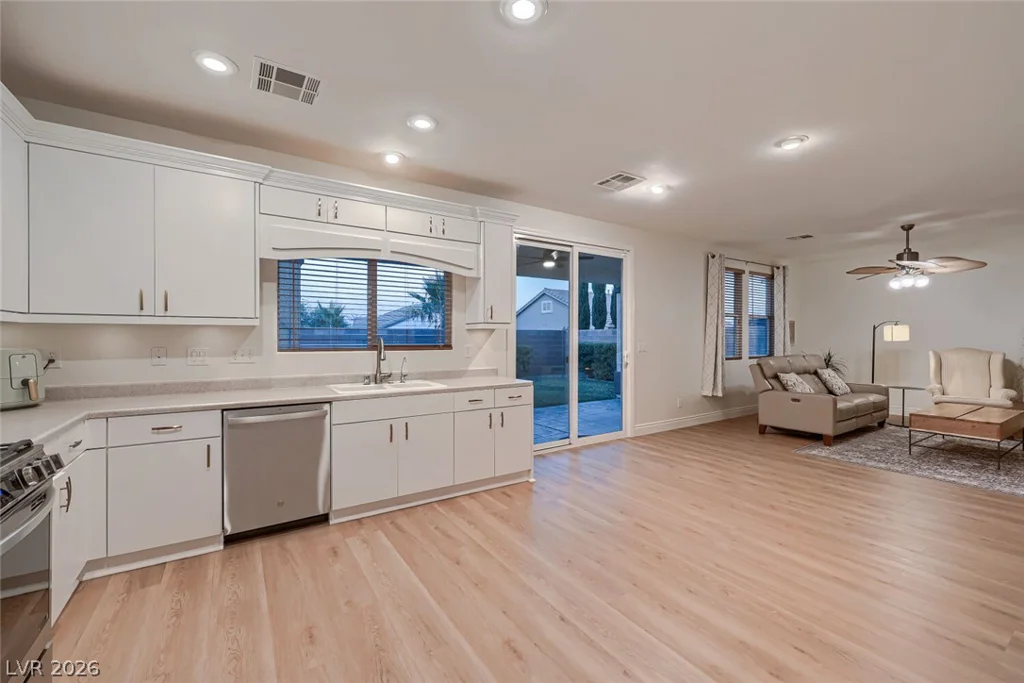 552 Playa Linda, Las Vegas, NV 89138