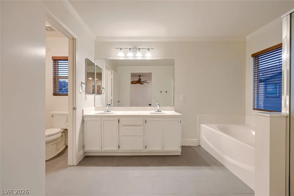 552 Playa Linda, Las Vegas, NV 89138