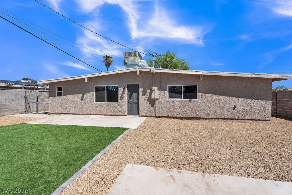 3315 Webb, North Las Vegas, NV 89030