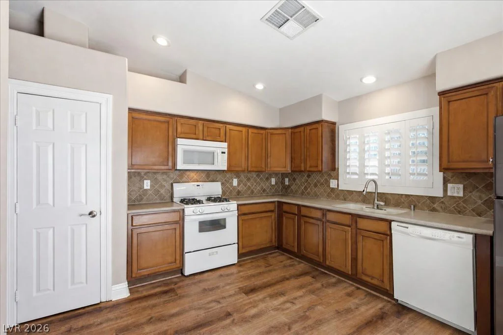 5325 Blue Oat, Las Vegas, NV 89141