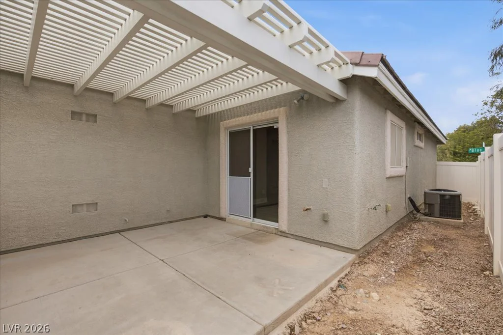 5325 Blue Oat, Las Vegas, NV 89141