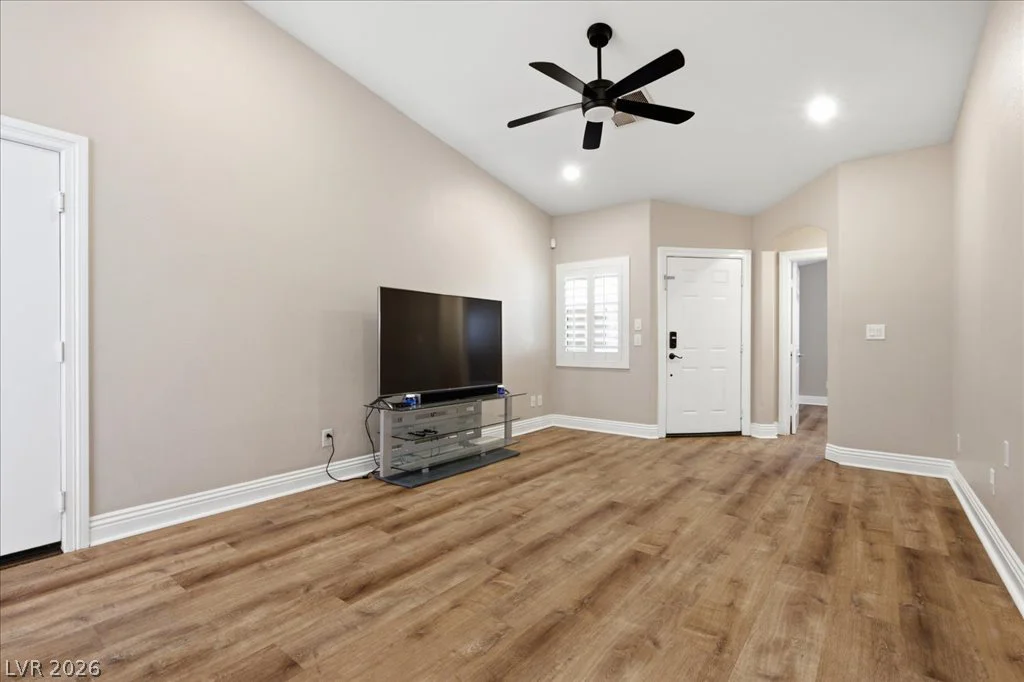5325 Blue Oat, Las Vegas, NV 89141