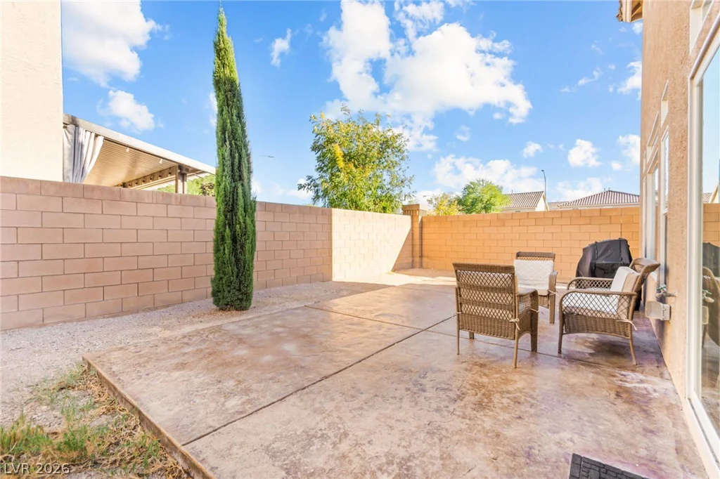 9696 Grayson Hills, Las Vegas, NV 89139