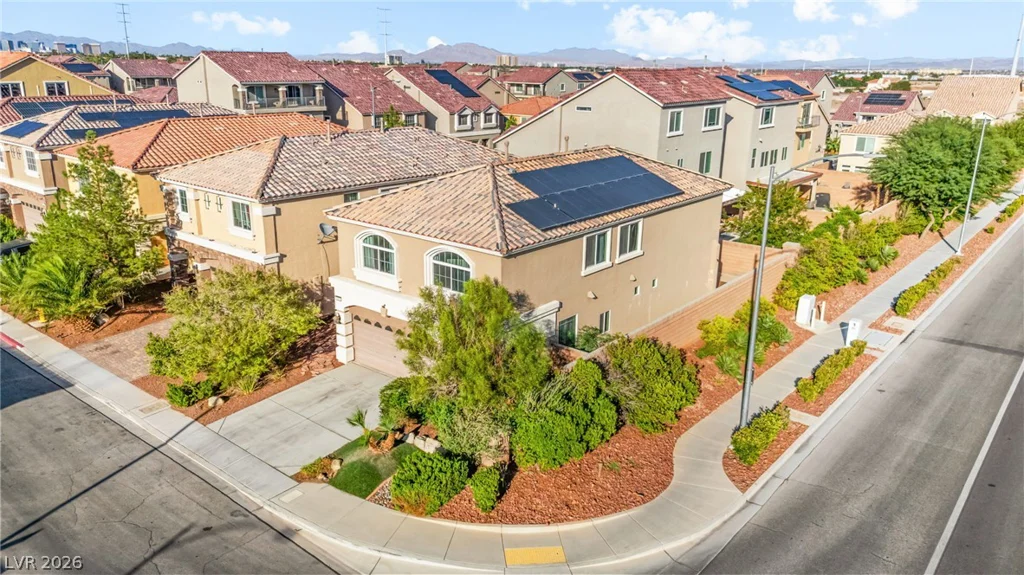 9696 Grayson Hills, Las Vegas, NV 89139