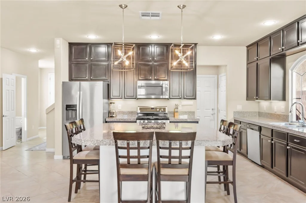 9696 Grayson Hills, Las Vegas, NV 89139