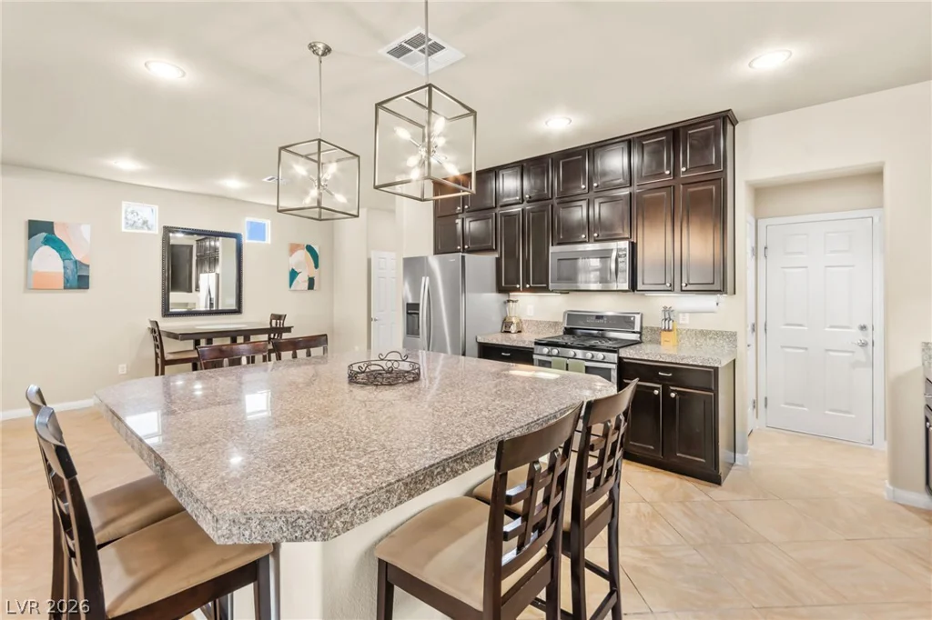 9696 Grayson Hills, Las Vegas, NV 89139