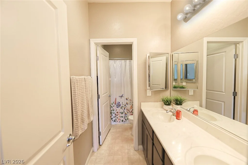 6863 Upland Heights, Las Vegas, NV 89142