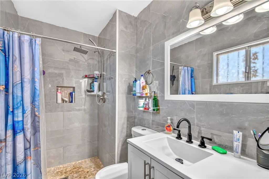 5801 Martita, Las Vegas, NV 89108