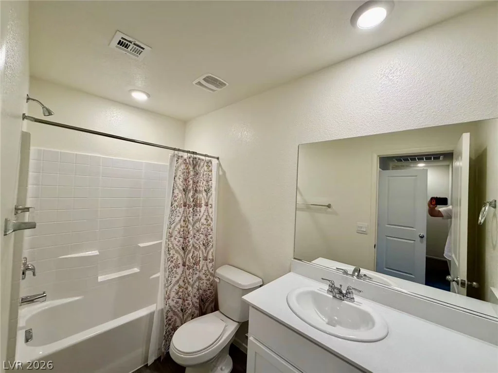 4495 Honey Hills, Las Vegas, NV 89141