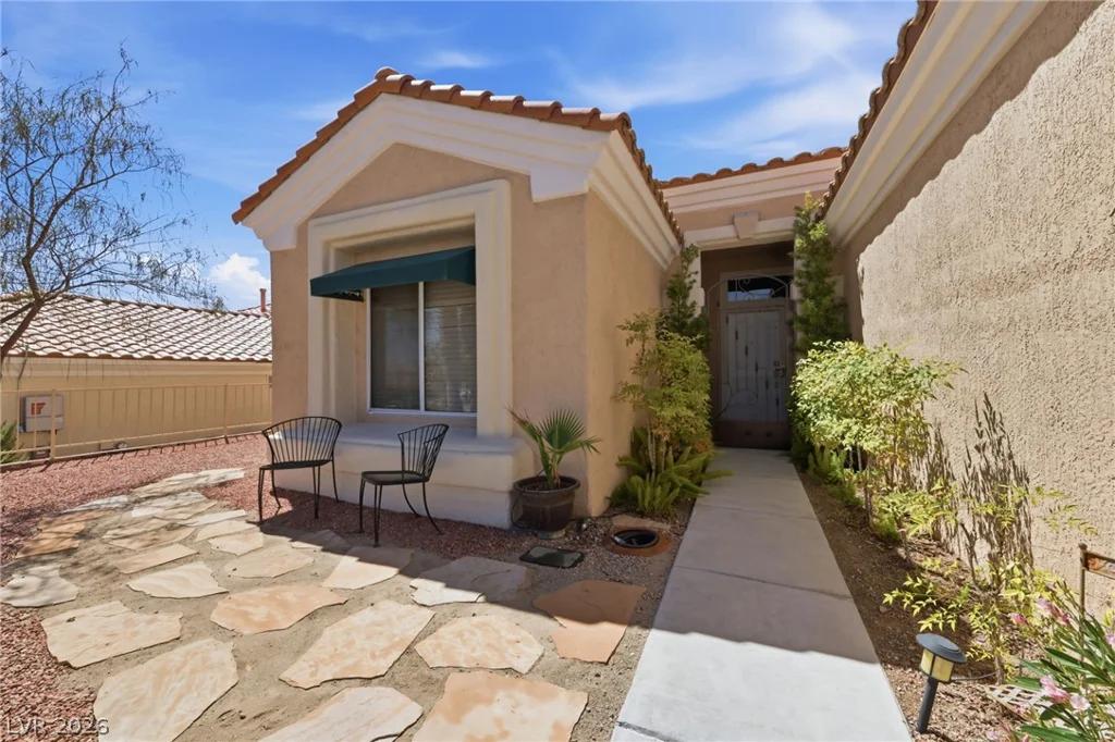 10417 Long Leaf, Las Vegas, NV 89134
