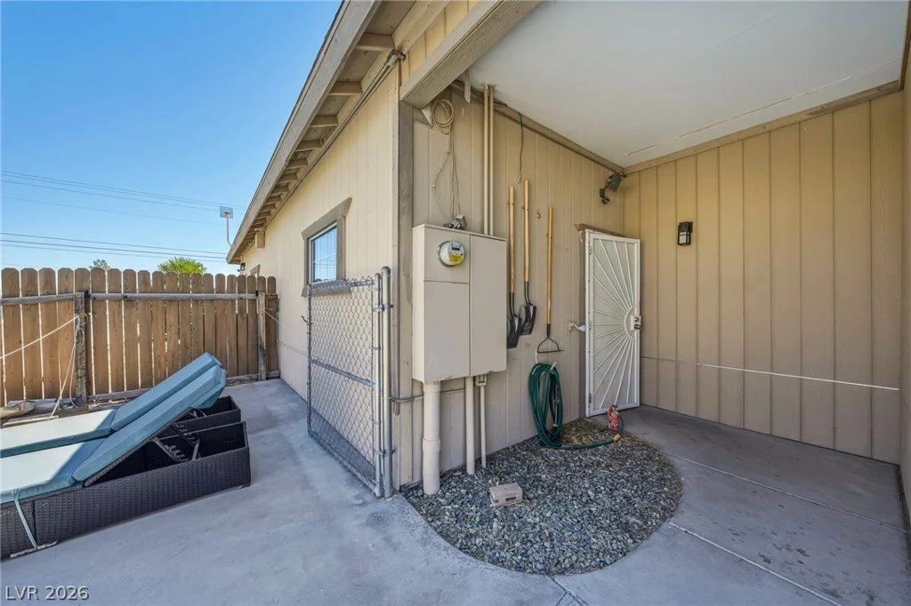 1270 Charleston Park, Pahrump, NV 89048