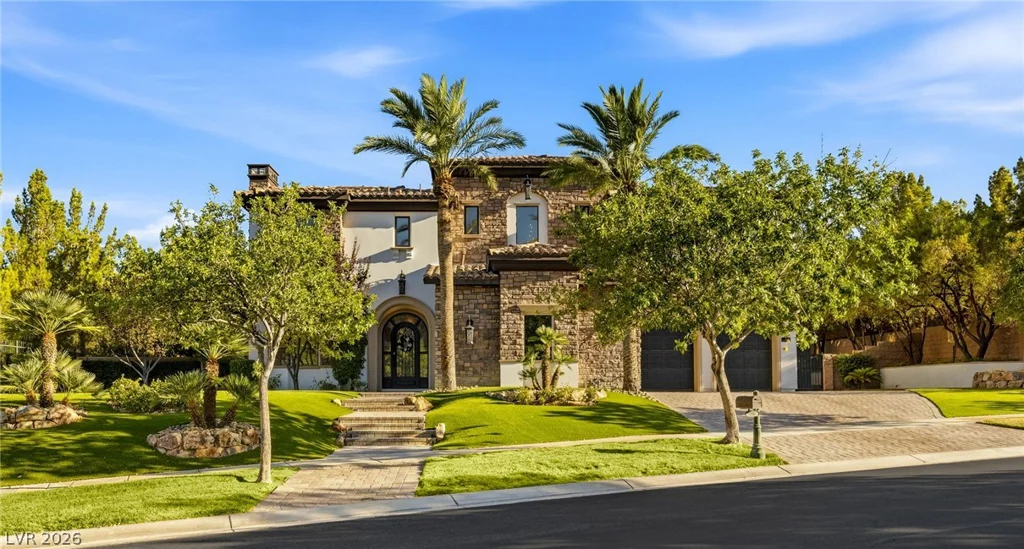 25 Pebble Dunes, Las Vegas, NV 89141