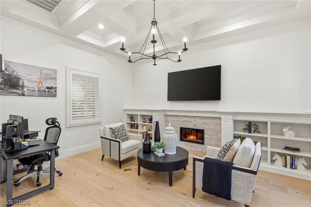 25 Pebble Dunes, Las Vegas, NV 89141