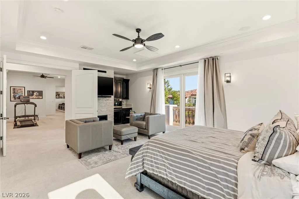 25 Pebble Dunes, Las Vegas, NV 89141