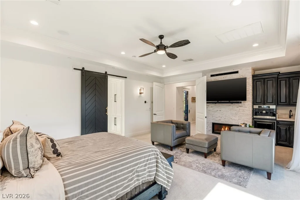 25 Pebble Dunes, Las Vegas, NV 89141