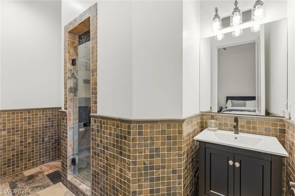 25 Pebble Dunes, Las Vegas, NV 89141