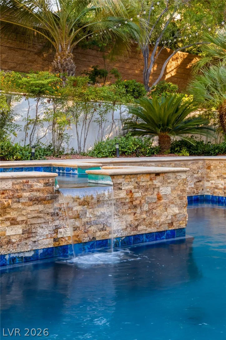 25 Pebble Dunes, Las Vegas, NV 89141