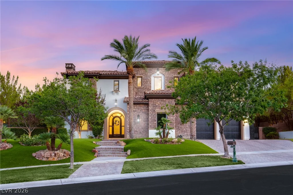 25 Pebble Dunes, Las Vegas, NV 89141