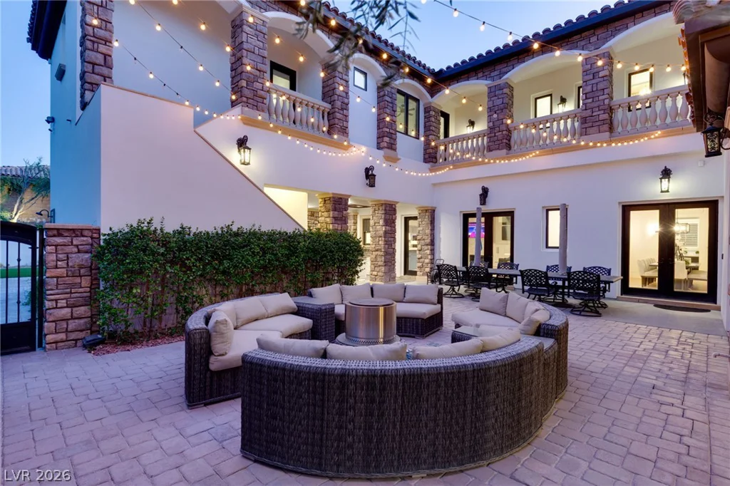 25 Pebble Dunes, Las Vegas, NV 89141