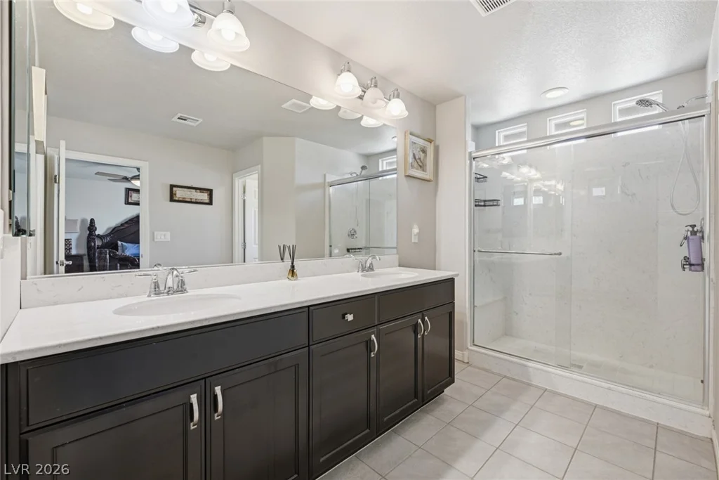10137 Herons Rise, Las Vegas, NV 89141