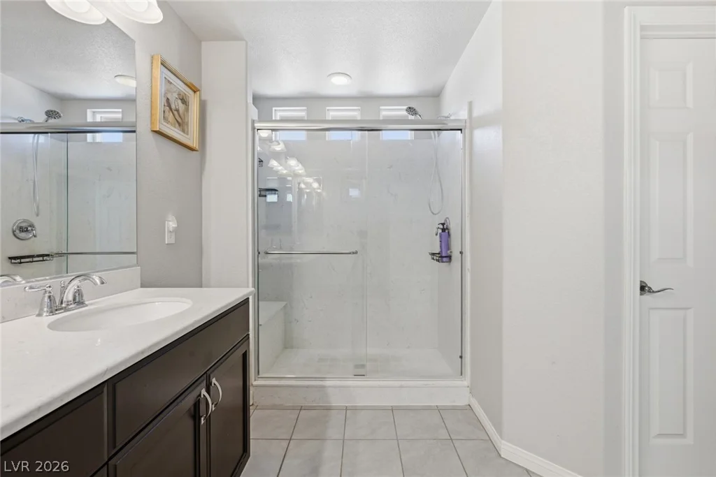 10137 Herons Rise, Las Vegas, NV 89141