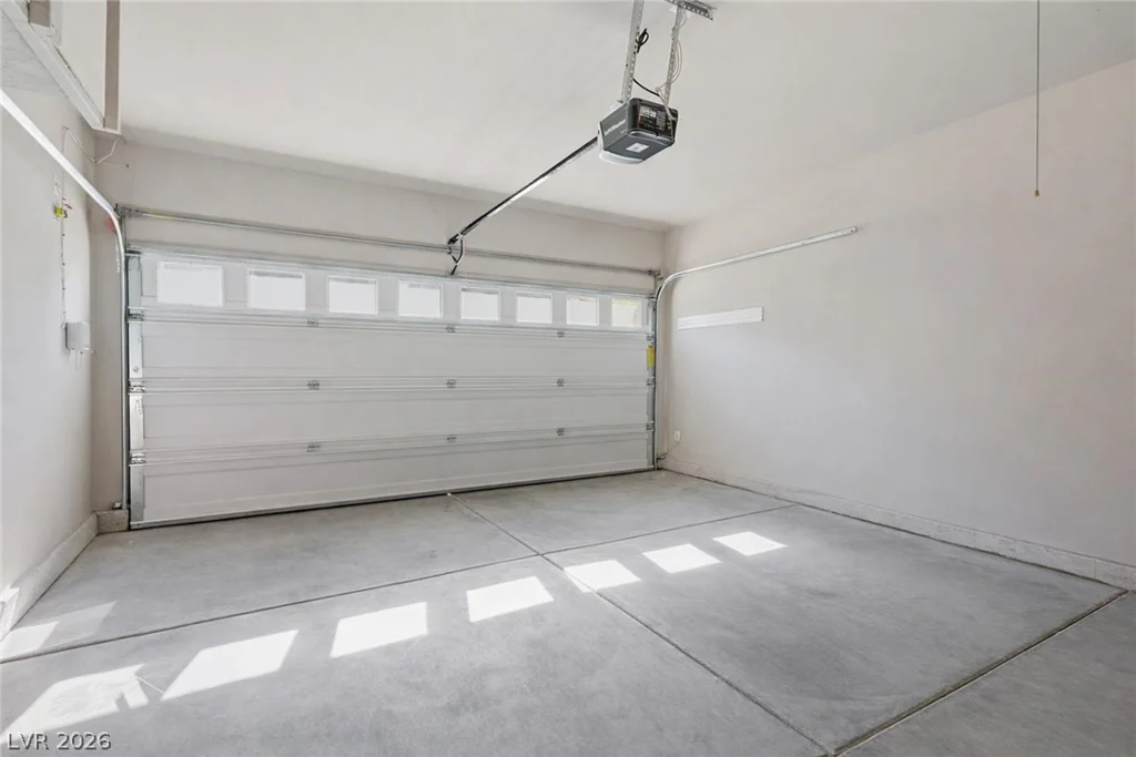 10137 Herons Rise, Las Vegas, NV 89141