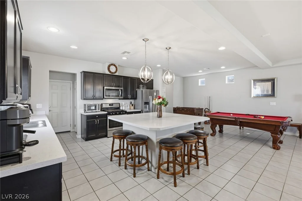 10137 Herons Rise, Las Vegas, NV 89141
