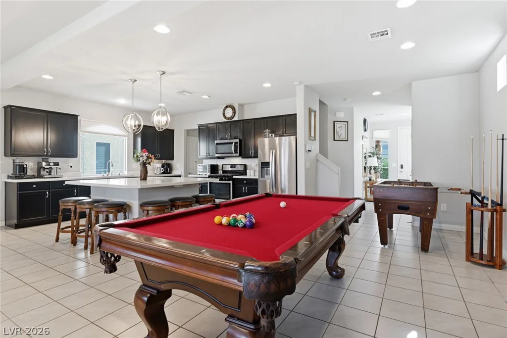 10137 Herons Rise, Las Vegas, NV 89141