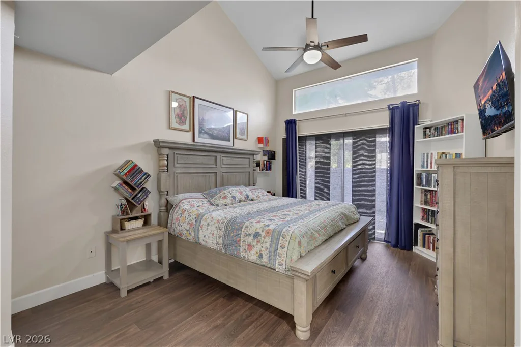 5635 Vineyard, Las Vegas, NV 89110