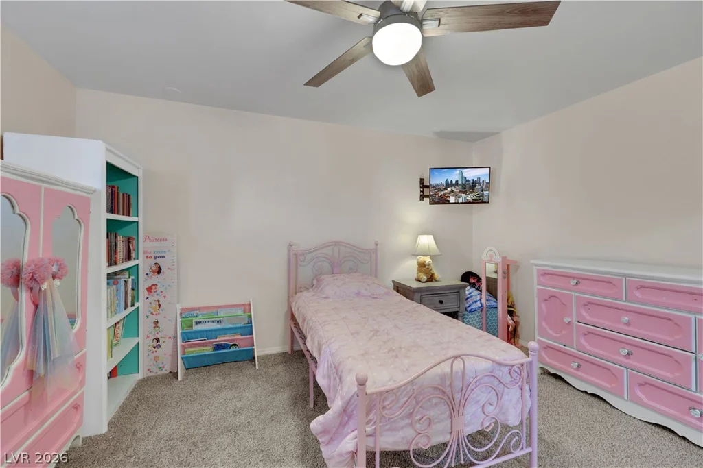 5635 Vineyard, Las Vegas, NV 89110