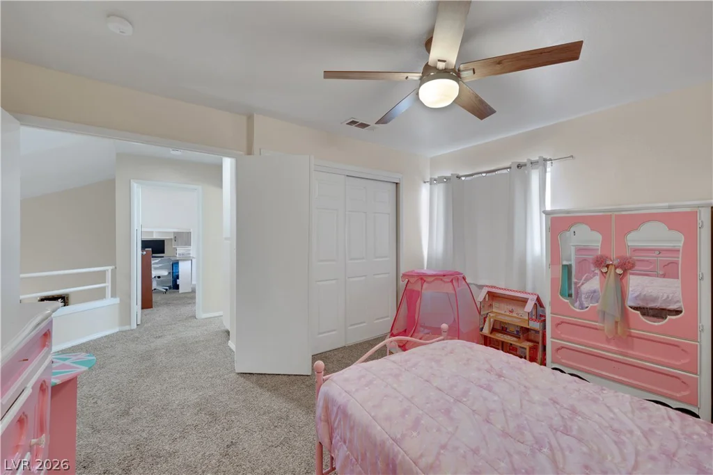 5635 Vineyard, Las Vegas, NV 89110