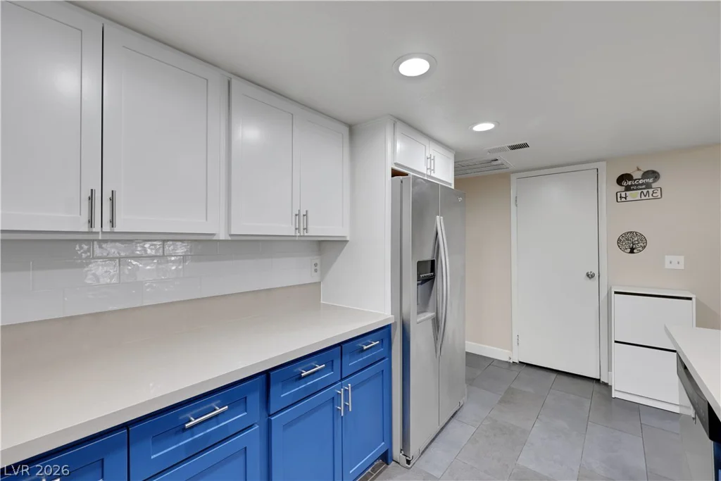 5635 Vineyard, Las Vegas, NV 89110